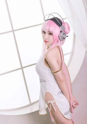 垫底辣妹