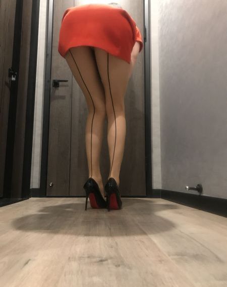 于子涵与摄影师的拍摄地点视频