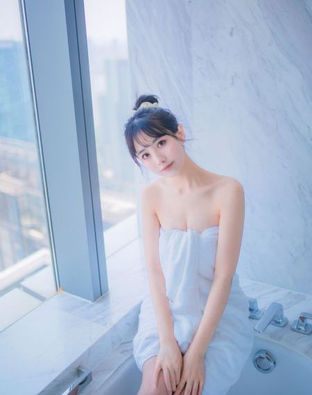 女朋友的母亲完整视频带翻译