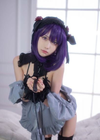 美味世子三姐妹