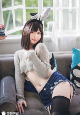 让娇妻尝试三p按摩师高清系列