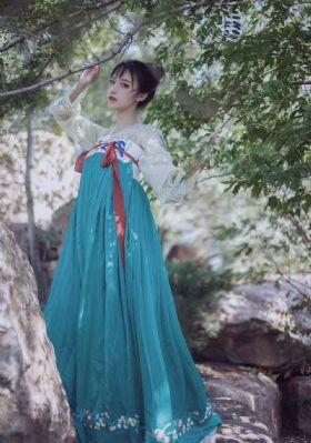 办公室浪荡女秘h文